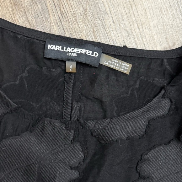 Karl Lagerfeld • Floral Black Lace Burnout Top - Picture 4 of 10